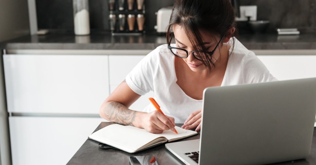 Cursos gratuitos com certificado para conseguir um novo emprego